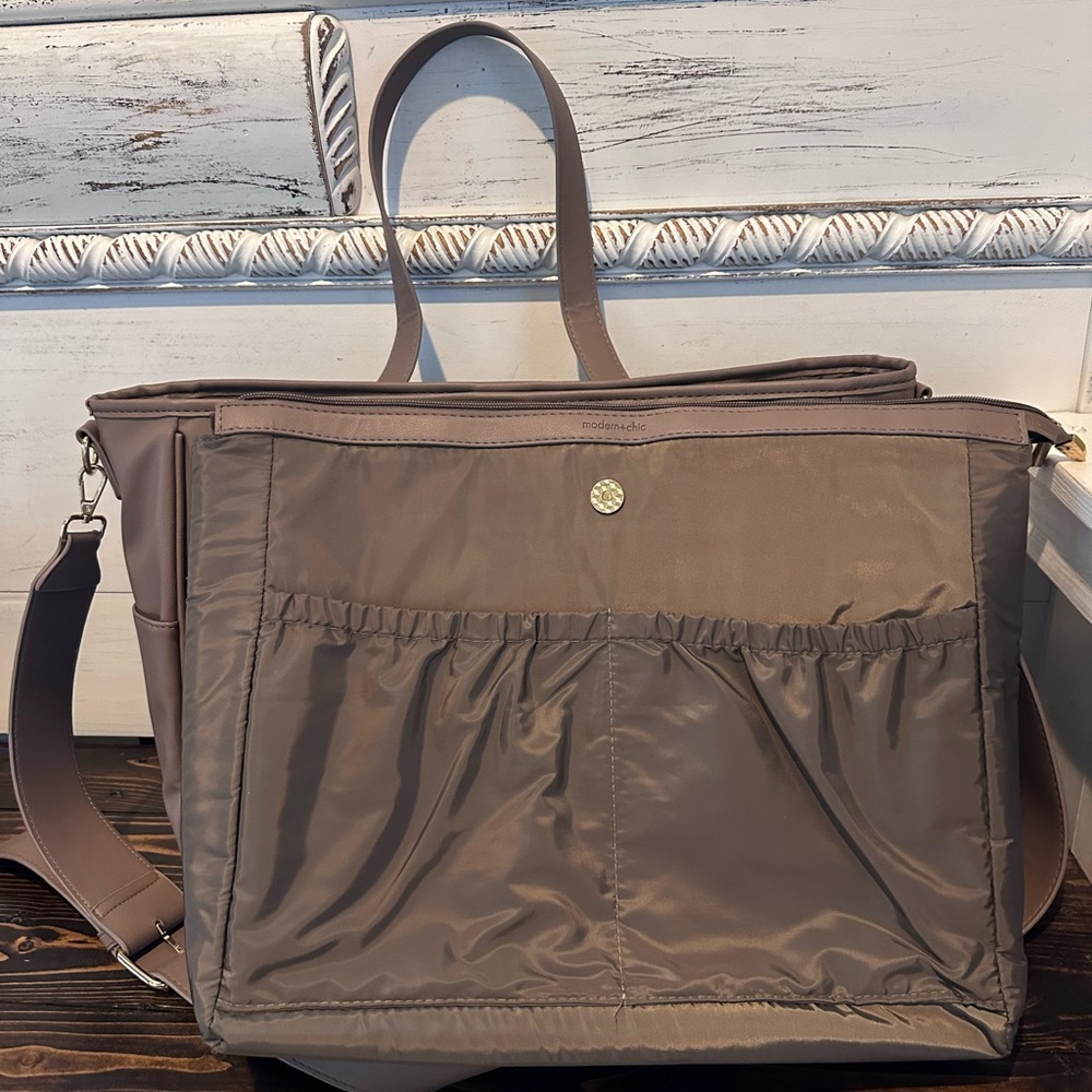Modern+Chic Classic Tote In Taupe View 4